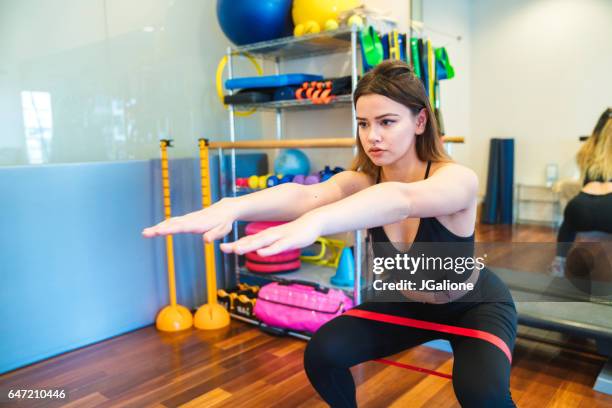 Person Using Loop Band Loop (Band) Photos and Premium High Res Pictures - Getty Images