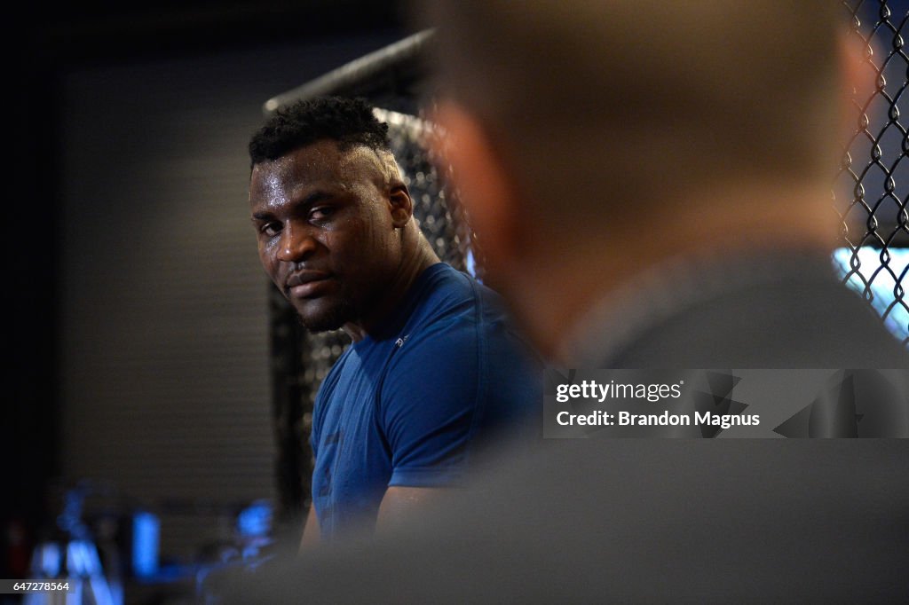 Francis Ngannou Gym Day