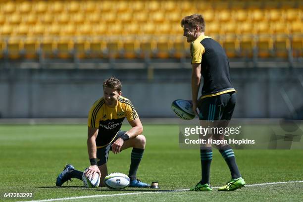 Brothers Beauden Barrett and Jordie Barrett take part in the Wellington Hurricanes captain's run at Westpac Stadium on March 3, 2017 in Wellington,...