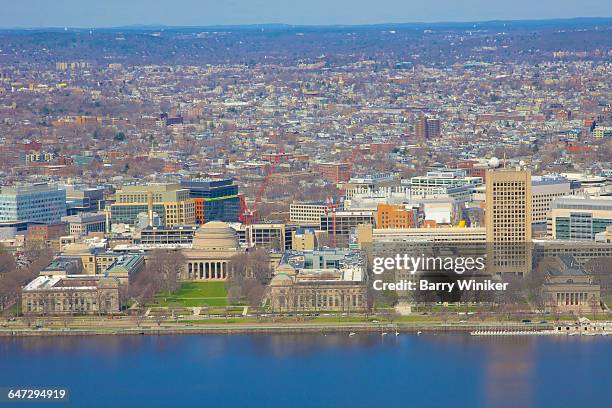 long view of cambridge, massachusetts - cambridge massachusetts imagens e fotografias de stock
