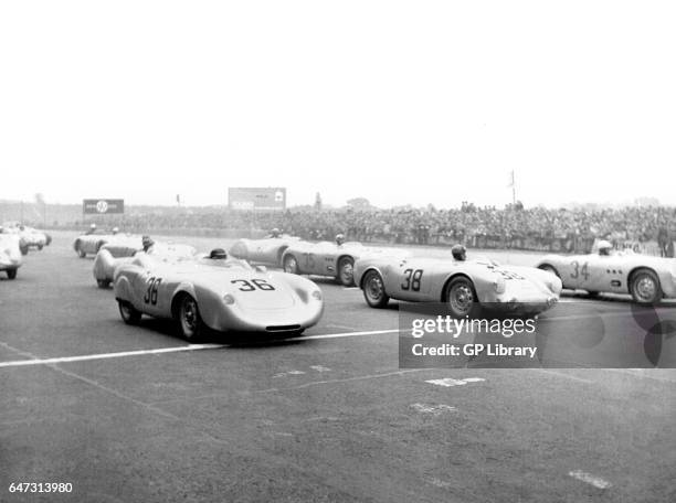 Hans Herrmann in 36 porsche 550, Richard von Frankenberg 38 porsche 550 and 34 Karl-GÙnther Bechem borgward 54 1500rs on the front row at the Berlin...