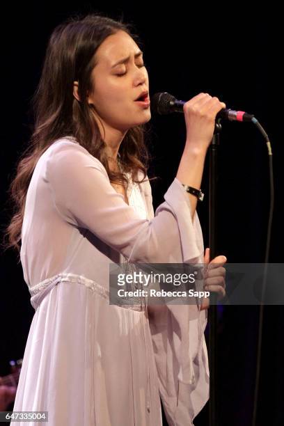 Singer/songwriter Dia Frampton performs at Spotlight: Dia Frampton at The GRAMMY Museum on March 2, 2017 in Los Angeles, California.