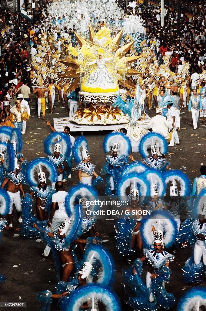 Samba Example Samba dancers and allegorical float during Carnival in Rio de... News ...