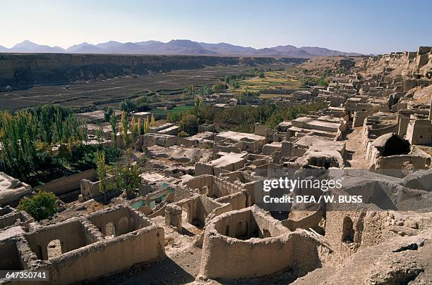 Izad Photos Et Images De Collection Getty Images izad-photos-et-images-de-collection-getty-images