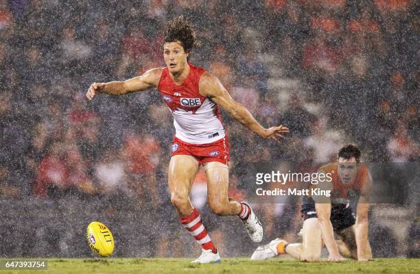 Kurt Tippett of the Swans handles the ball during the 2017 JLT Community Series AFL match between the Greater Western Sydney Giants and the Sydney...