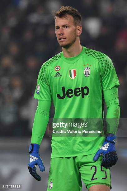 Norberto Murara Neto of Juventus FC looks on during the TIM Cup match between Juventus FC and SSC Napoli at Juventus Arena on February 28, 2017 in...