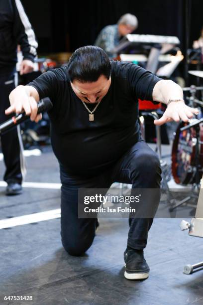 Us singer Bobby Kimball performs at the Mandoki Soulmates: Wings Of Freedom - Rehearsal on February 28, 2017 in Paris, France.