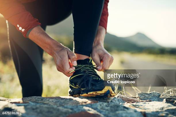 last prep before the run - tied up stock pictures, royalty-free photos & images