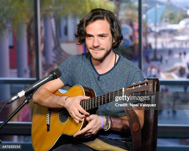 Jack Savoretti performs at "Extra" at Universal Studios Hollywood on March 3, 2017 in Universal City, California.