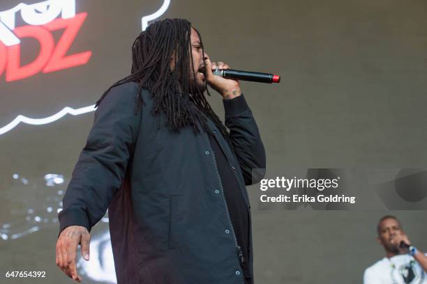 Flama Rapper Flame (Rapper) Photos and Premium High Res Pictures - Getty Images