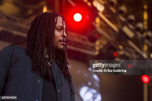 D Flame Rapper Flame (Rapper) Photos and Premium High Res Pictures - Getty Images