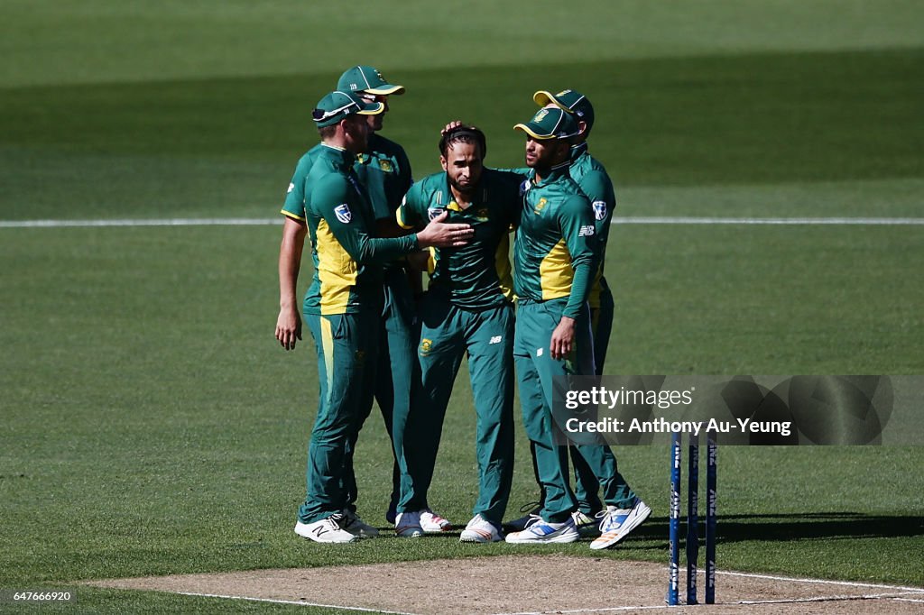 New Zealand v South Africa - 5th ODI
