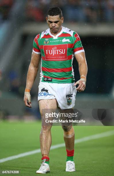 Greg Inglis of the Rabbitohs walks from the field injured during the round one NRL match between the South Sydney Rabbitohs and the Wests Tigers at...