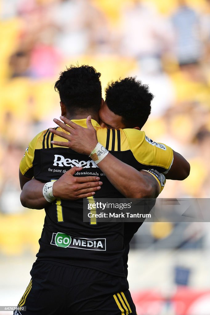 Super Rugby Rd 2 - Hurricanes v Rebels