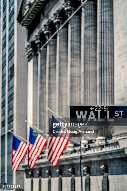 new york stock exchange, broad street - broad street manhattan stock pictures, royalty-free photos & images