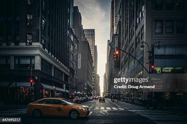 madison avenue street scene in late light - madison avenue bildbanksfoton och bilder