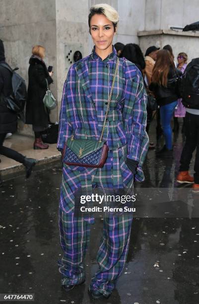 Shy'm arrives at the Veronique Leroy show as part of the Paris Fashion Week Womenswear Fall/Winter 2017/2018 on March 4, 2017 in Paris, France.