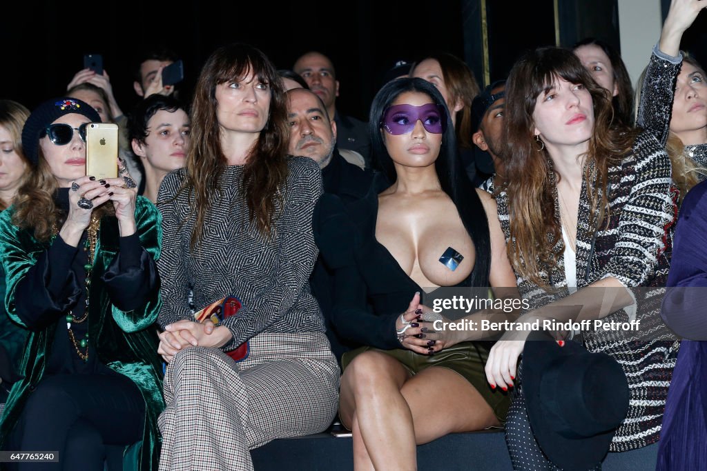 Haider Ackermann : Front Row - Paris Fashion Week Womenswear Fall/Winter 2017/2018