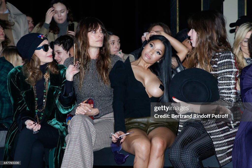 Haider Ackermann : Front Row - Paris Fashion Week Womenswear Fall/Winter 2017/2018