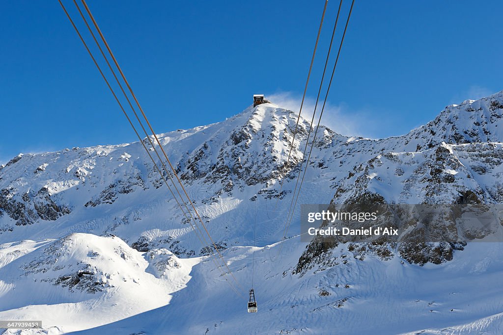 Cable-car at l'Alp d'Huez