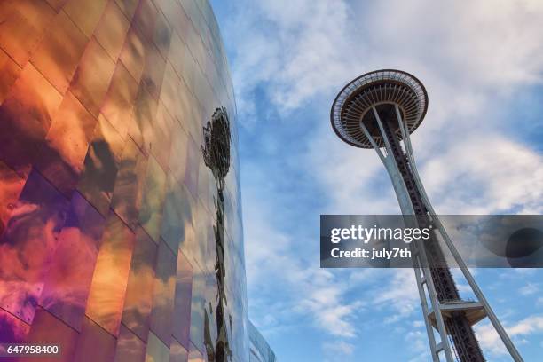 emp museum and space needle - experience music project stock pictures, royalty-free photos & images