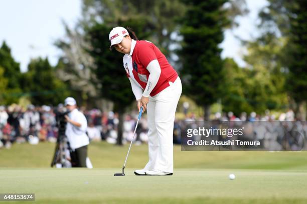 Sun-Ju Ahn of South Korea putts to win the Daikin Orchid Ladies Golf Tournament at the Ryukyu Golf Club on March 5, 2017 in Nanjo, Japan.