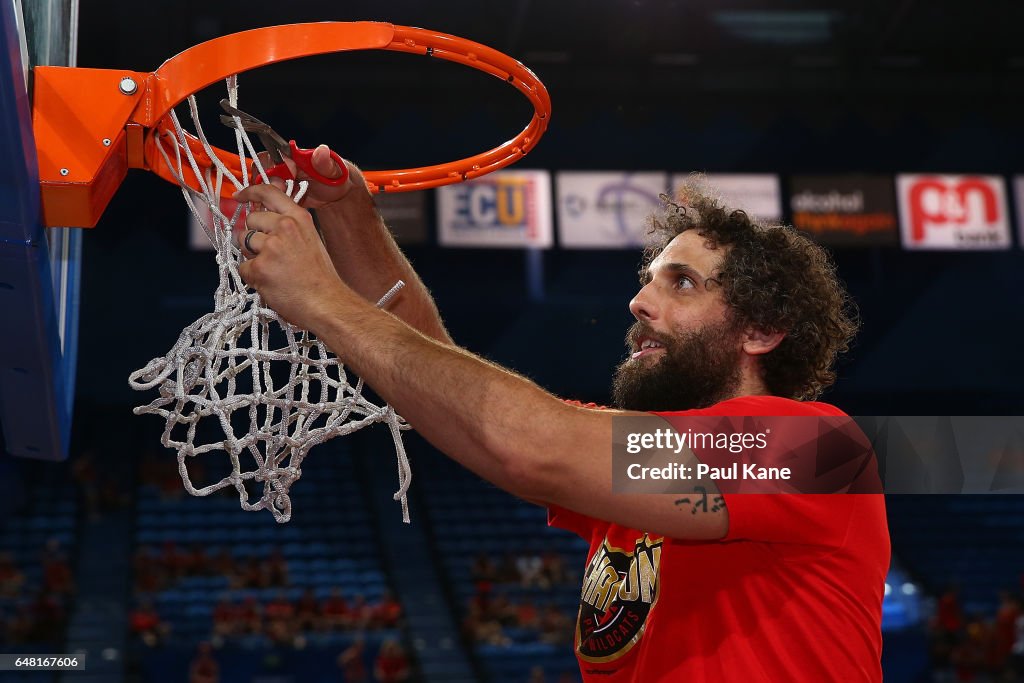 NBL Grand Final Series - Perth v Illawarra: Game 3