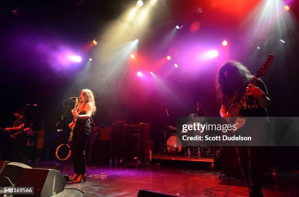 Singers Bethany Cosentino and Bobb Bruno of Best Coast perform onstage during the "Don't Site Down: Planned Parenthood Benefit Concert" at El Rey...