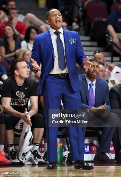 Head coach Damon Stoudamire of the Pacific Tigers reacts during a quarterfinal game of the West Coast Conference Basketball Tournament against the...