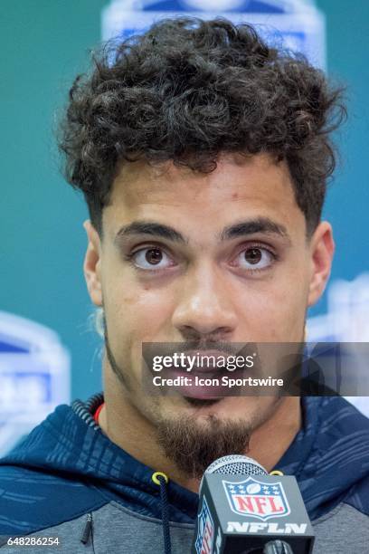 Duke Riley Ig 202 Duke Riley American Football Player Stock Photos, High-Res Pictures ...