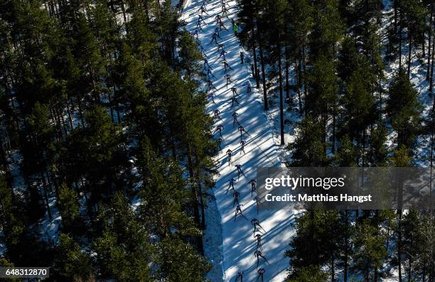 General view as skiers compete in the Men's Cross Country Mass Start during the FIS Nordic World Ski Championships on March 5, 2017 in Lahti, Finland.