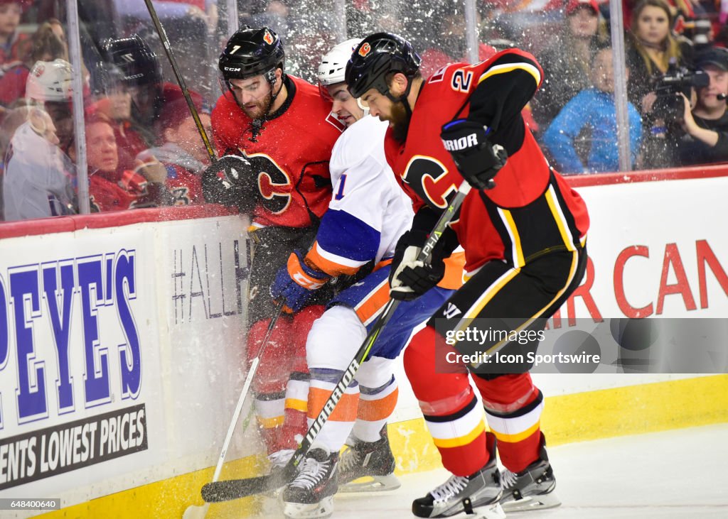 NHL: MAR 05 Islanders at Flames