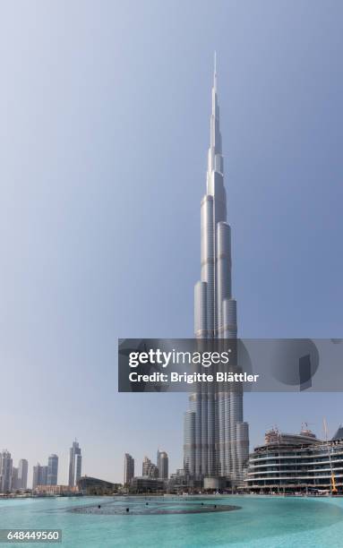 burj khalifa - turm bauwerk stockfoto's en -beelden