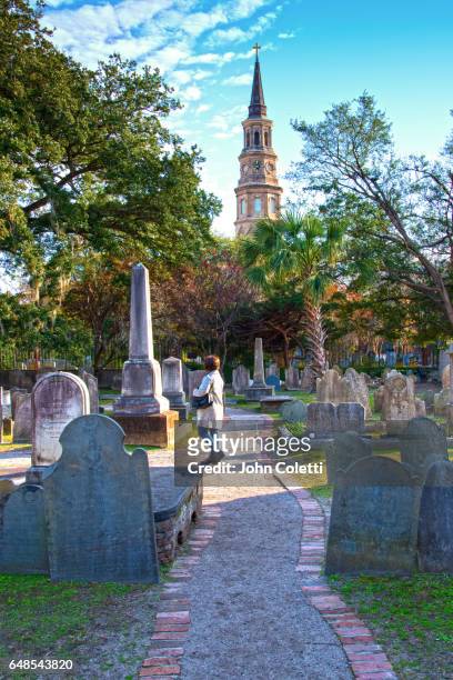 circular church graveyard, charleston, south carolina - charleston carolina do sul imagens e fotografias de stock