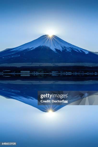 292点のダイヤモンド富士のストックフォト Getty Images 292点のダイヤモンド富士のストックフォト Getty Images