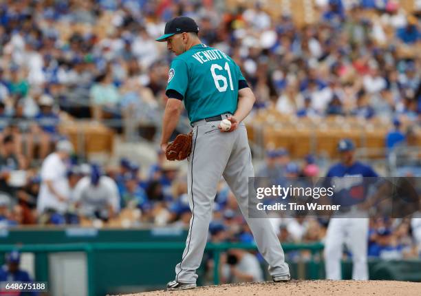 Switch Pitcher Photos and Premium High Res Pictures - Getty Images