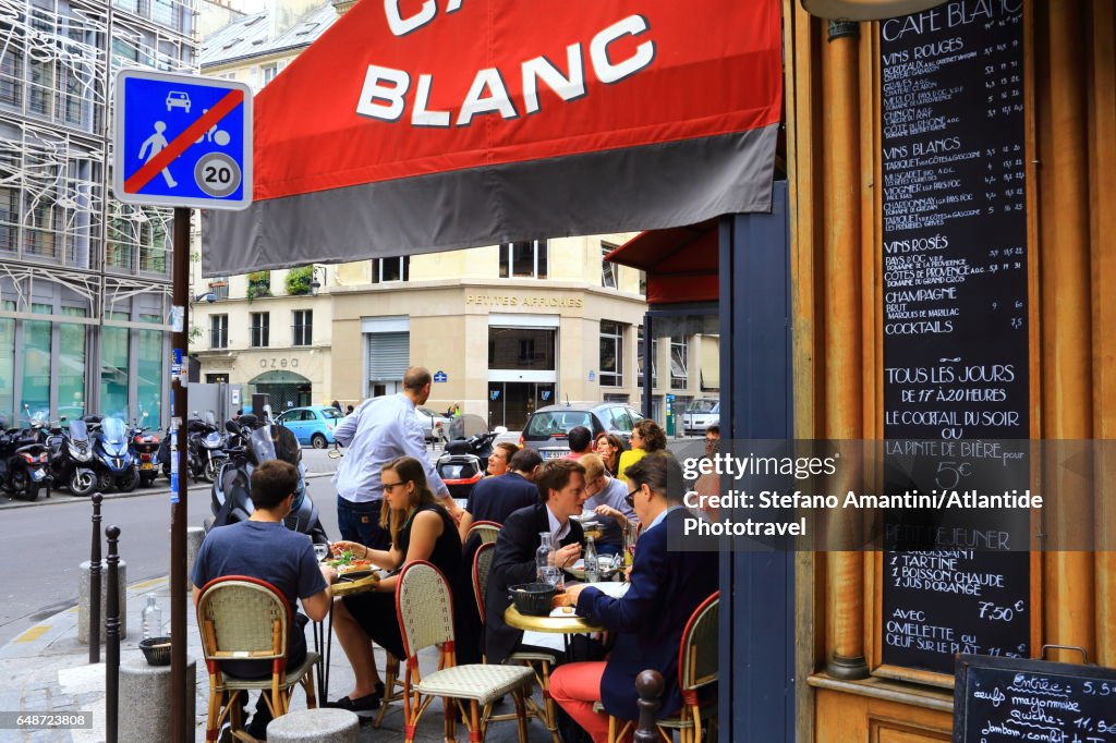 II arrondissement, city life