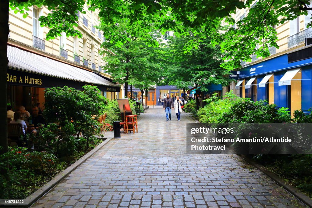 The Marais, a street