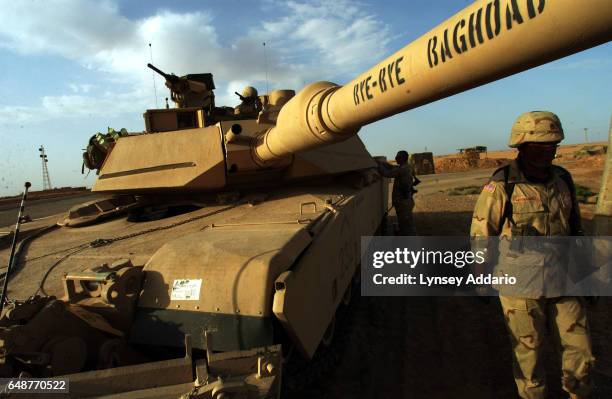 42,801 Iraq War 2003 Stock Photos, High-Res Pictures, and Images