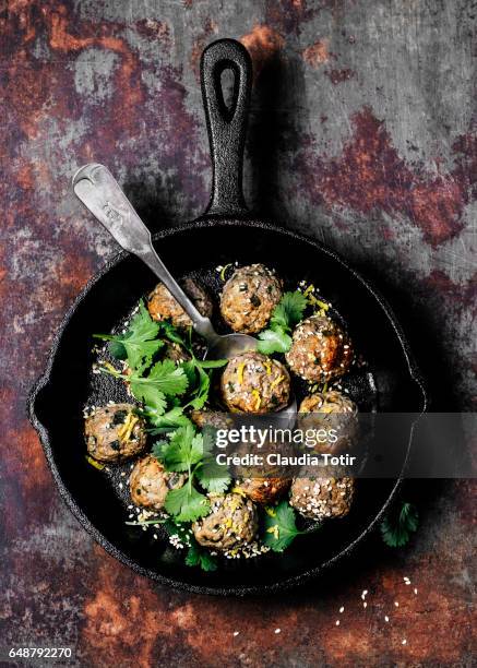 meatballs - meatball stock pictures, royalty-free photos & images