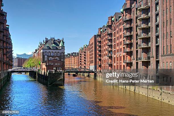 hamburg, speicherstadt and elbe philharmony hall - elbphilharmonie stock pictures, royalty-free photos & images