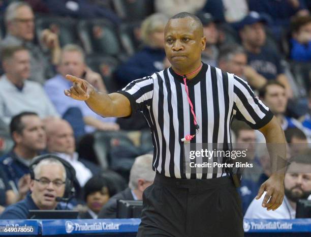 Mike Mathis Referee 114 Referee Michael Stephens Stock Photos, High-Res Pictures, and ...