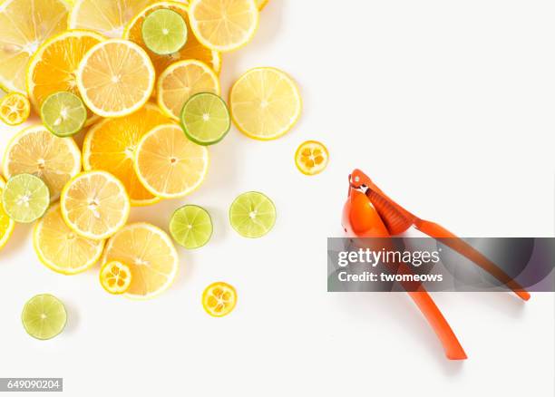 flat lay conceptual citrus fruits image. - lemon juice stock-fotos und bilder