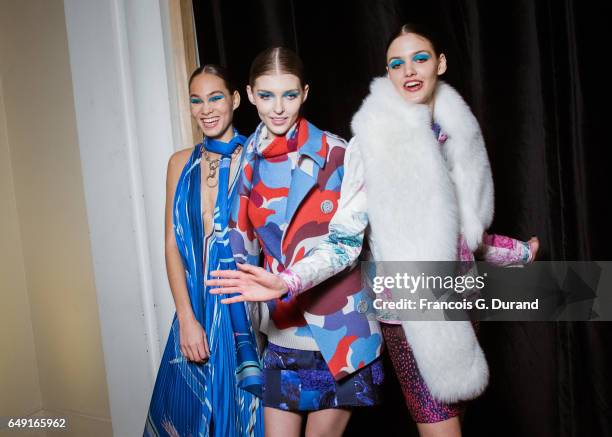 Amanda Harvey and models pose backstage before the Leonard Paris show as part of the Paris Fashion Week Womenswear Fall/Winter 2017/2018 on March 6,...