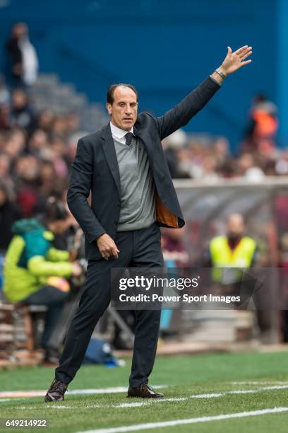 Manager Salvador Gonzalez, Voro, of Valencia CF during the match Atletico de Madrid vs Valencia CF, a La Liga match at the Estadio Vicente Calderon...