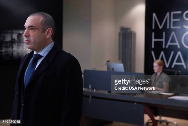 Character and Fitness" Episode 616 -- Pictured: Rick Hoffman as Louis Litt --