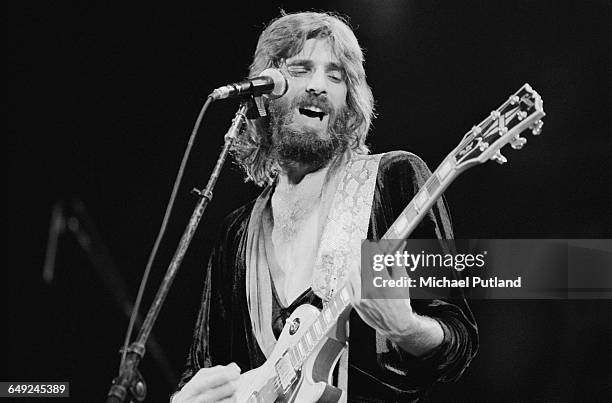 American singer-songwriter Kenny Loggins performing in Los Angeles, 8th March 1980.