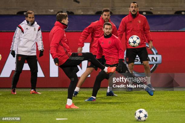 Victor Nilsson Lindeloef and Andrija Zivkovic of Benfica warm up during the training prior the UEFA Champions League Round of 16 second leg match...