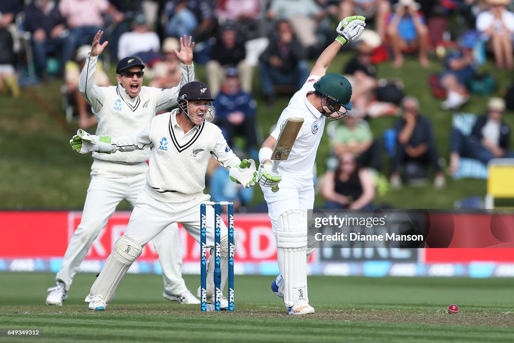 New Zealand v South Africa - 1st Test: Day 1