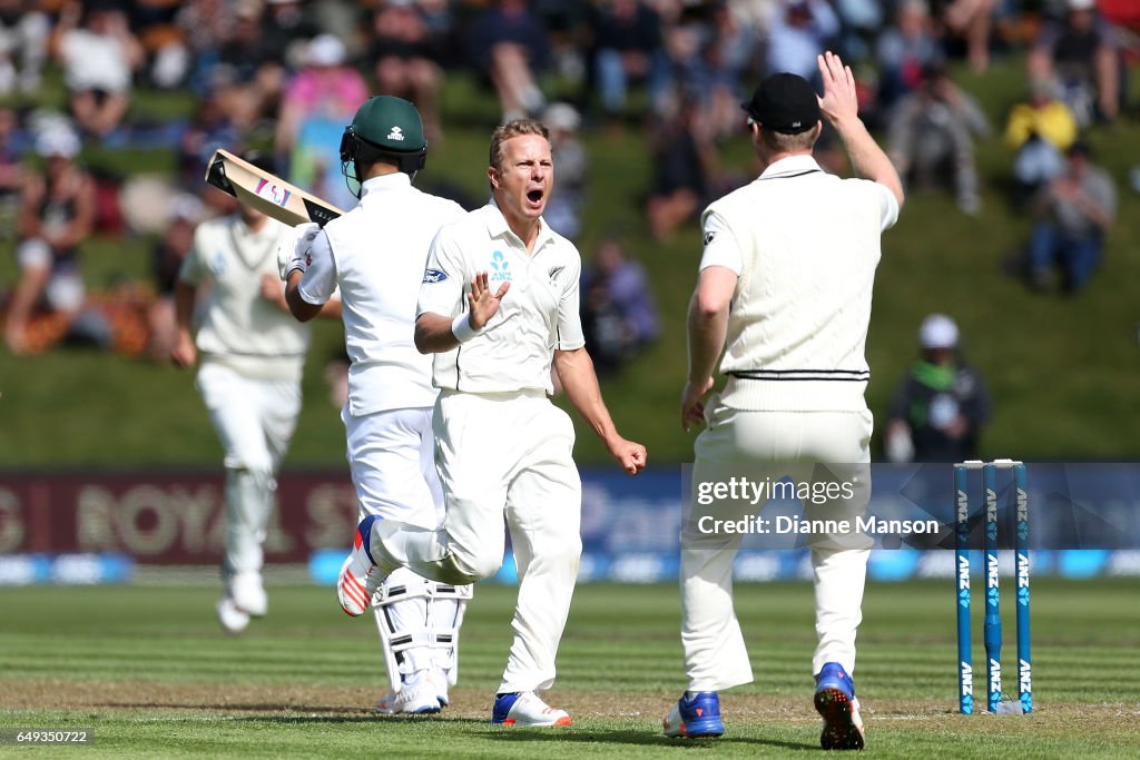 New Zealand v South Africa - 1st Test: Day 1